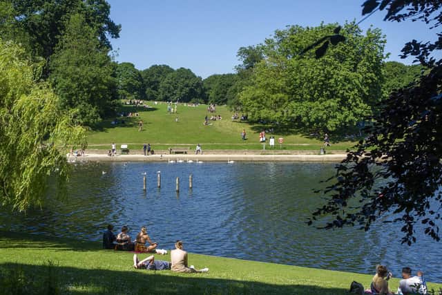 People in Leeds are set to enjoy another sunny weekend as temperatures are predicted to reach 28 degrees this weekend.