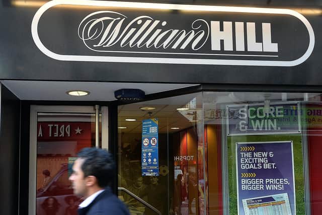 William Hill is to close more than 100 stores