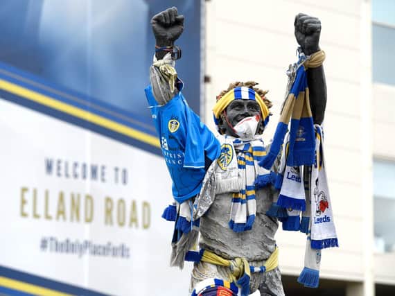 Leeds United's Billy Bremner statue. (Getty)