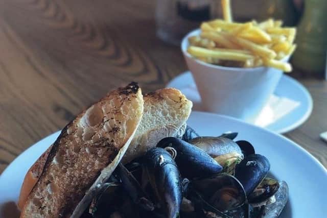 Catch Seafood has launched a bottomless mussels, chips and bread deal.