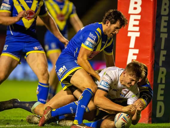 Sam Walters scores Rhinos' try. Picture by Bruce Rollinson.