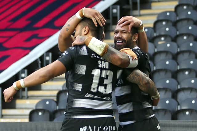 Happy chap: Manu Ma’u of Hull FC celebrates with team-mates after scoring a try against Castleford. Picture by Ash Allen/SWpix.com