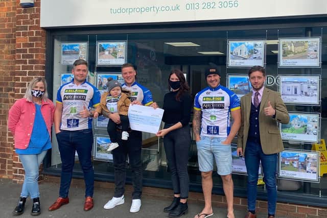 Presentation: Jodie Brown, Chris Tudor, Paul Brown, Arlo, Hayley Tomkinson, Jase Stead, Sam Tudor