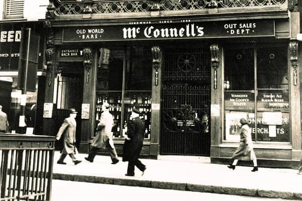 McConnell's wine bar on Briggate in March 1959.