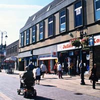 Leeds retro: 17 photos from the 1990s showcase shopping memories in Morley