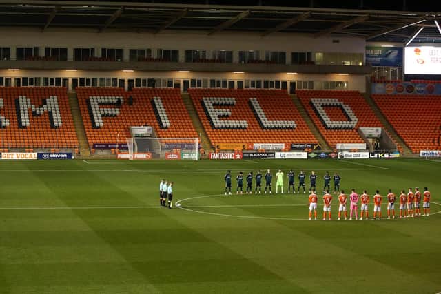 Leeds United's players line-up ahead of kick-off at Blackpool in the EFL Trophy. (Getty)
