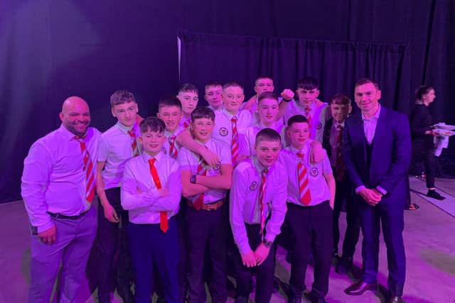 The East Leeds youngsters, plus coach Jamaine Wray, meet Rhinos legend Kevin Sinfield at the Leeds Sports Awards.