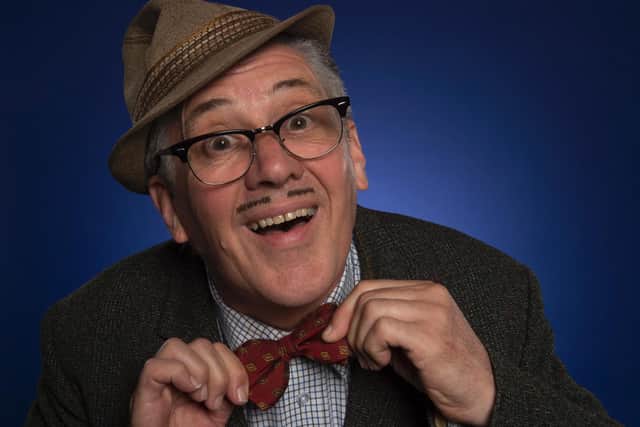 Count Arthur Strong