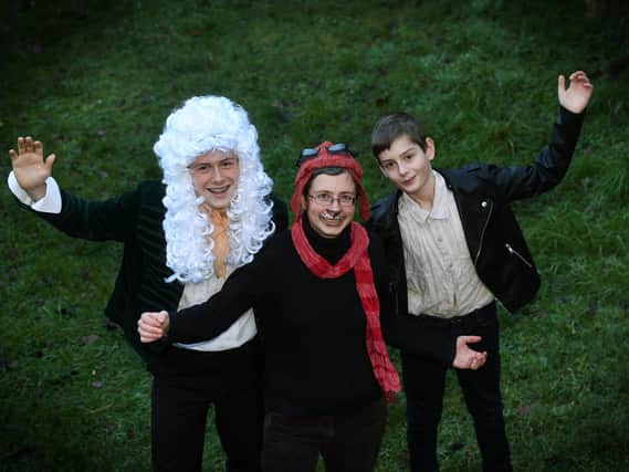his year's Hyde Park Unity Day pantomime 'The Hyper Hyde Park Space Race' is set to be performed online via Zoom due to the Covid pandemic.
Pictured Rachel Muers and her sons Matthew Burnell and Peter Burnell, right, are set to take part.
.
Picture : Jonathan Gawthorpe