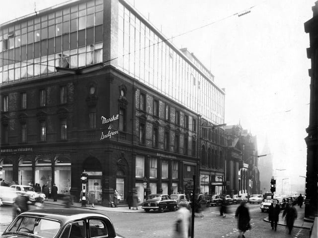 An undated photo of Marshall and Snelgrove at the junction of Bond Street and Park Row. PIC: Leeds Libraries, www.leodis.net