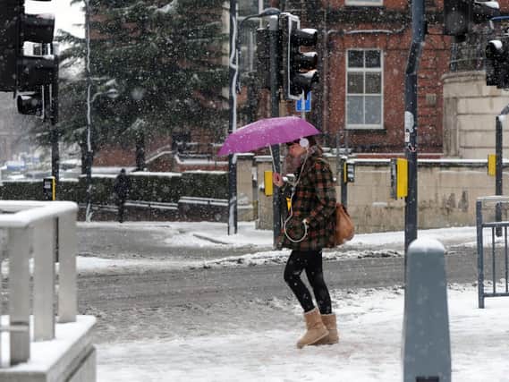 Yellow ice warning issued for Leeds as drivers warned of "difficult conditions"