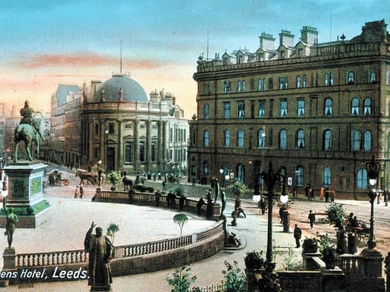 A postcard view of City Square and the Queens Hotel in 1907.