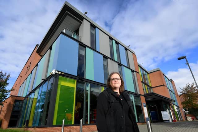 Anna Quinn-Martin from Linking Leeds pictured outside the Reginald Centre, Chapeltown, Leeds.

Picture by Simon Hulme