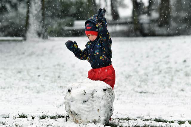 Will it snow in Leeds today? - Full details of Met Office weather warning in place from 3pm