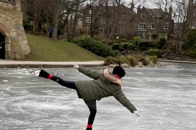 This incredible video shows a mum and her two daughters figure skating on a park lake which had frozen for the first time in 100 years.
cc SWNS