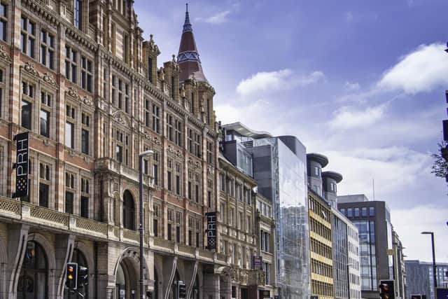 Savills advised on the acquisition of several offices in Leeds including 15/16 Park Row, next to Park Row House.