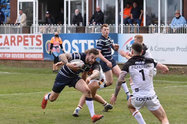 Rovers' Thomas Minns charges towards the Bradford line. Picture by Dec Hayes Photography/Featherstone Rovers.