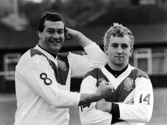 Jeff Grayshon, left, poses with Shaun Edwards in 1985. Grayshon, 36, was the oldest player to appear for Great Britain and Edwards the youngest. Picture by YPN.