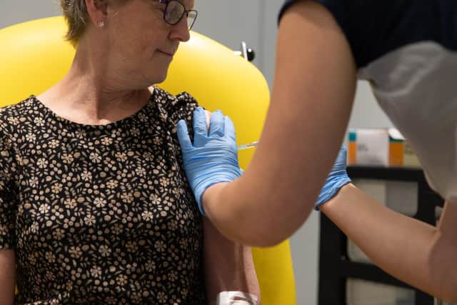 A woman receives a coronavirus jab (Photo: John Cairns/University of Oxford)
