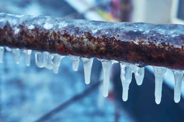 Yorkshire Water has warned that household pipes are at risk of freezing and bursting in cold weather, as the Met Office issues a yellow warning of snow and ice.