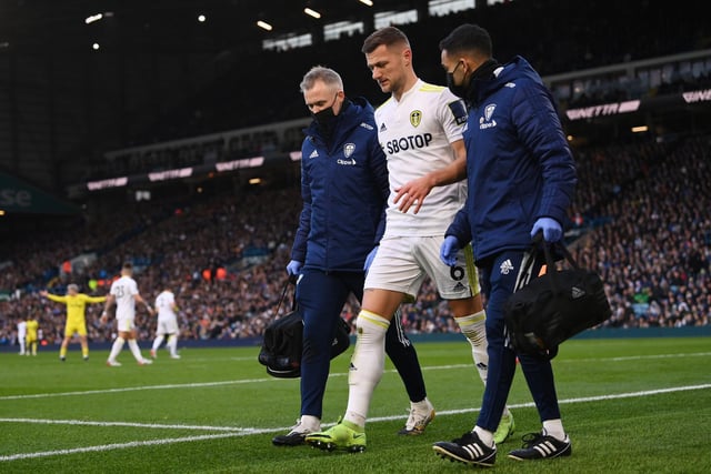 Whites captain Cooper was the first of the United trio to pick up a hamstring injury against the Bees and Bielsa said at his New Year's Eve press conference that United's skipper was also expected to be out until March.