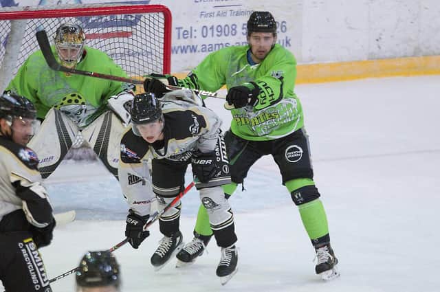 Jamie Chilcott, in action for Hull Pirates against Milton Keynes during the 2019-20 NIHL National season. Picture courtesy of Tony Sargent.