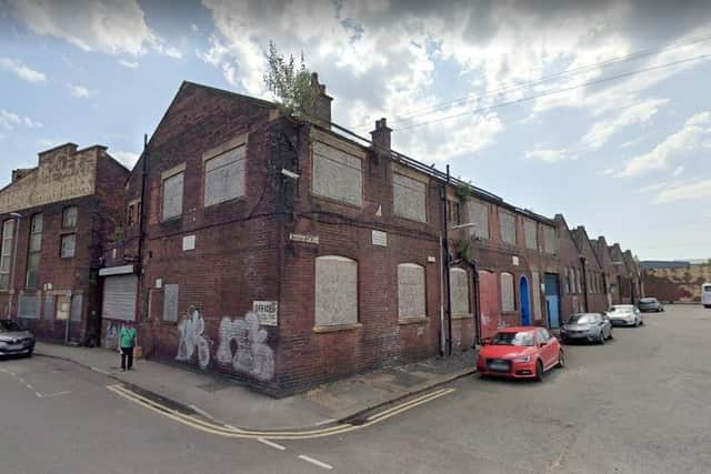 The site - formerly Blakey's factory - is situated off Carr Crofts, Modder Place and Modder Avenue in Armley.
c google