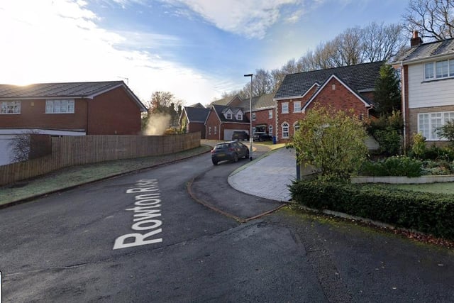 The street in Standish has an average price of £548,333