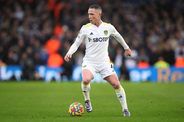 Forshaw replaced Klich during the interval at Goodison Park and was in fantastic form prior to picking up a minor hamstring injury. There's surely a good chance that Forshaw will now start although Dallas in midfield is another option, as is Klich.