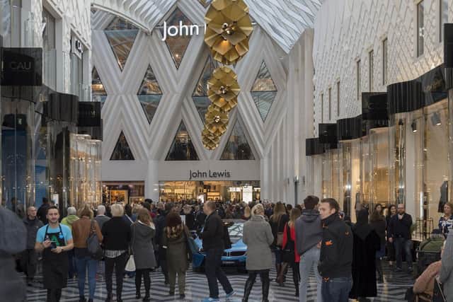 Hammerson has confirmed it is in talks over the possible sale of Victoria Gate and Victoria Quarter shopping centres for £120m