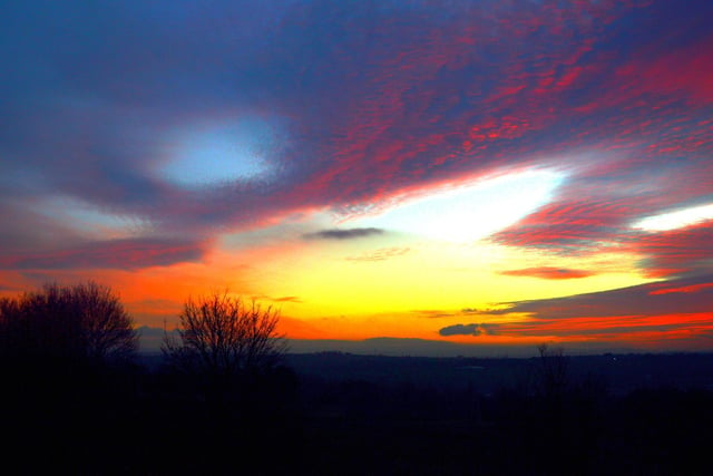 Sunset viewed from Nibshaw Lane, Gomersal, by Robert Haigh