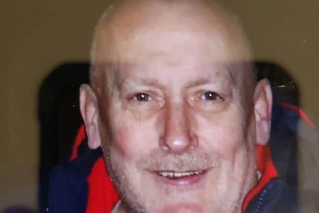 Gary Parkinson is described as 5ft 5, medium build with short greyish hair.
