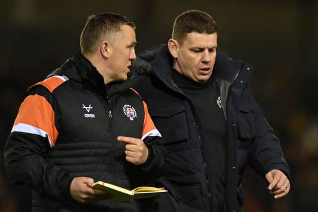 Castleford Tigers head coach Lee Radford, right. Picture: Bruce Rollinson/JPIMedia.