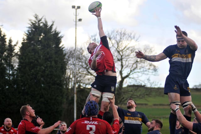 Brodie Matthews has to stretch himself to secure line-out ball for Pontefract
