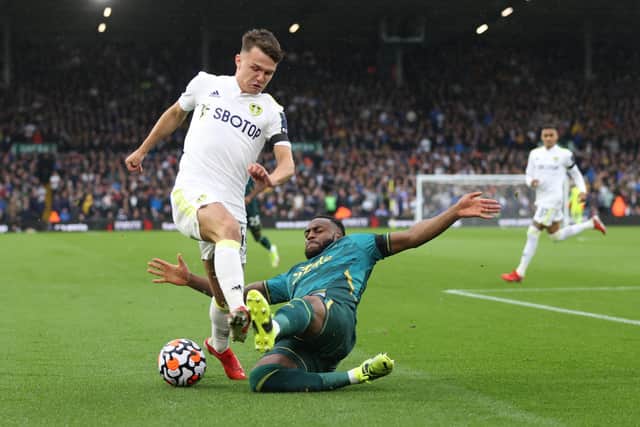 STARTING: Leeds United's Jamie Shackleton. Photo by Alex Pantling/Getty Images.