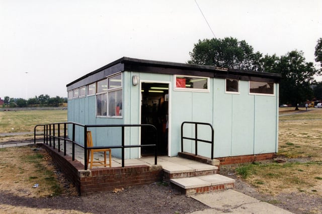 Holbeck Branch Library in the middle of Holbeck Moor. This prefabricated building had been the home of the library since the 1960s after the old library on Nineveh Road closed, due to dwindling population in the area.