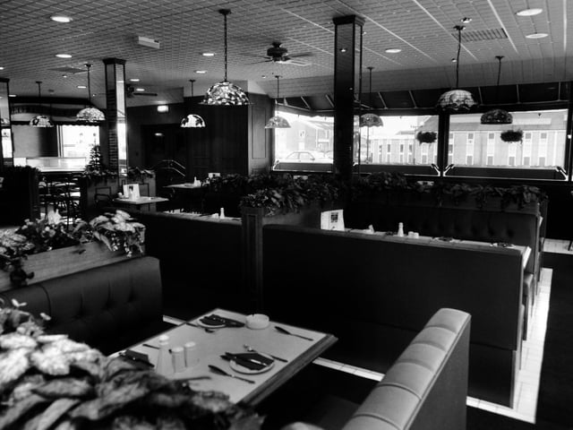 Inside Murgatroyds fish restaurant in December 1993.
