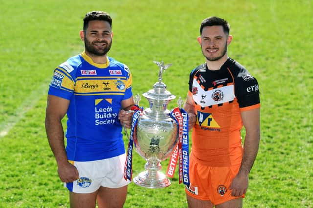 Leeds Rhinos' Rhyse Martin and Castleford Tigers' Niall Evalds with the Challenge Cup ahead of tomorrow's clash at Headingley. 
Picture: Jonathan Gawthorpe.