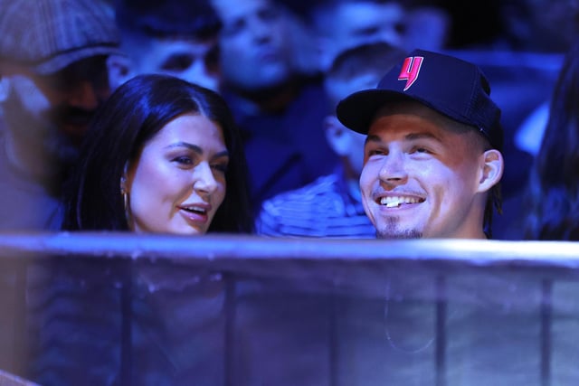 From Kalvin Phillips in the crowd.
Picture By Mark Robinson Matchroom Boxing.