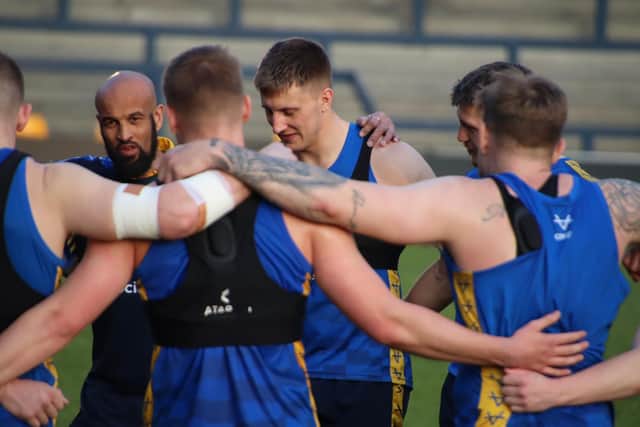 Rhinos need to rally round interim-coach Jamie Jones-Buchanan and pull together as a team, says Liam Sutcliffe. Picture by Phil Daly/Leeds Rhinos/SWpix.com.