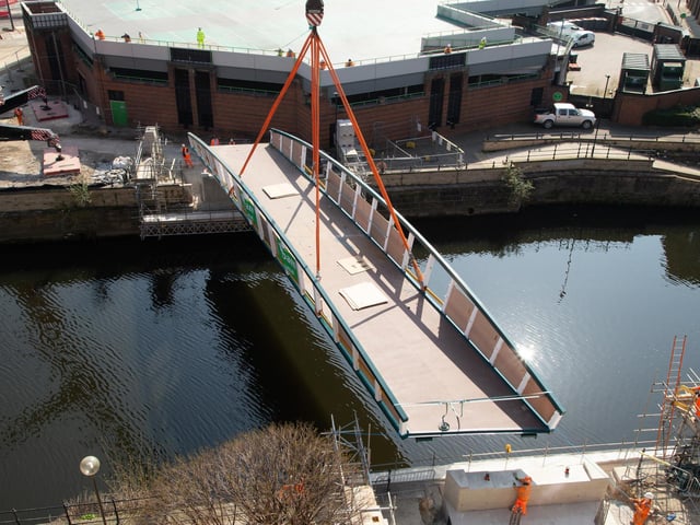 Engineers working on the David Oluwale bridge completed one of the project’s major milestones over the weekend, with cranes carefully placing the 40 tonne structure over the river where it will connect Sovereign Street to Water Lane.