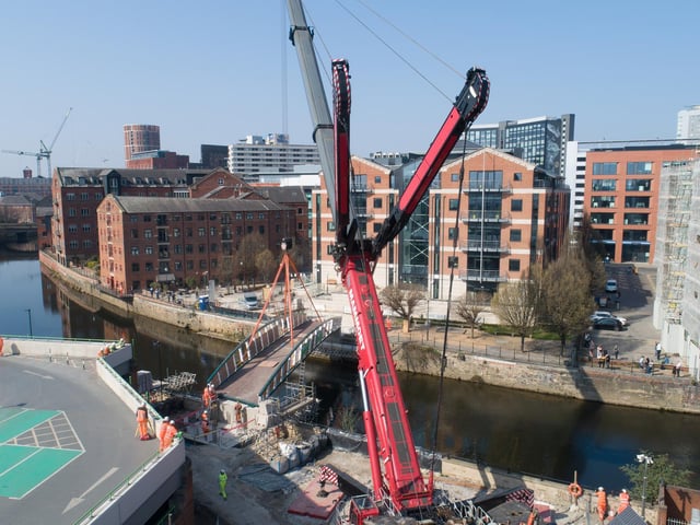 The bridge will also fulfil one of the project’s long-standing priorities to ensure better pedestrian and cycling connection between the city centre, the train station, Aire Park and other green spaces around the city centre.