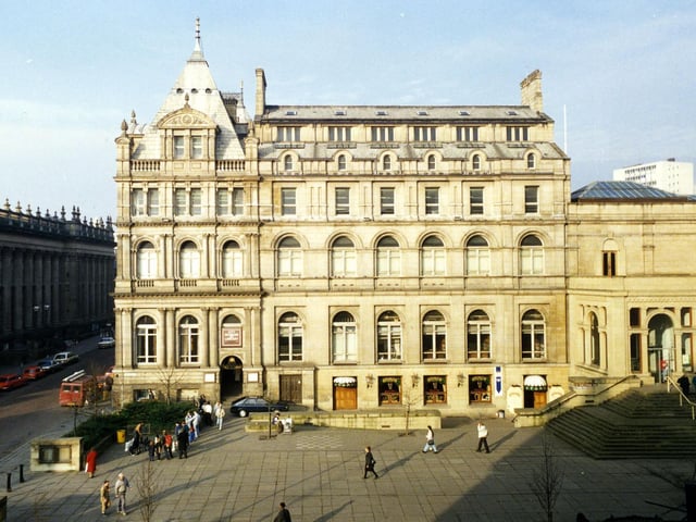 The Municipal Buildings on The Headrow, which at the time housed the Central Library and City Museum and also Stumps public house in the basement.