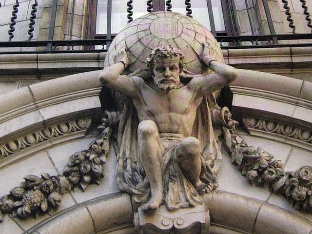 This fine figure was located above the main entrance to Atlas House on King Street in the city centre. He and his companions, which included sculptured heads of Native Americans, had been spruced up when the building was renovated in the 1980s.