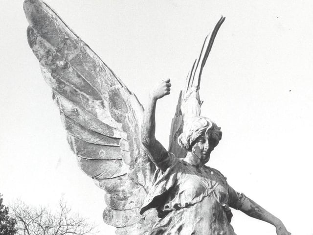 This is the Victory statue located in the grounds of Cottingley crematorium in February 1985. It was originally on the city's War Memorial but was removed in 1965 after a passer-by saw her wobbling in a gale.