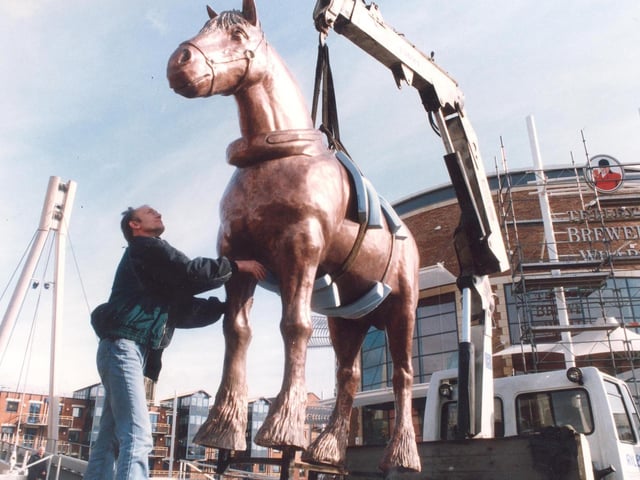 This equine attraction was set to pull in the sightseers to the Leeds waterfront. The eight foot tall copper statue was located outside the Tetley's Brewery Wharf visitor centre in March 1994. It was the work of artists Peter and Rachel Minister
