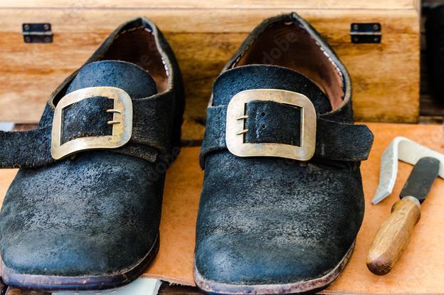 In Ripon in the late 18th century boys would run around the streets after the church services of Easter Sunday to take the buckles from the shoes of every female they could find. This would continue until midday the following day when the females would then do the same to the men until the Tuesday evening.