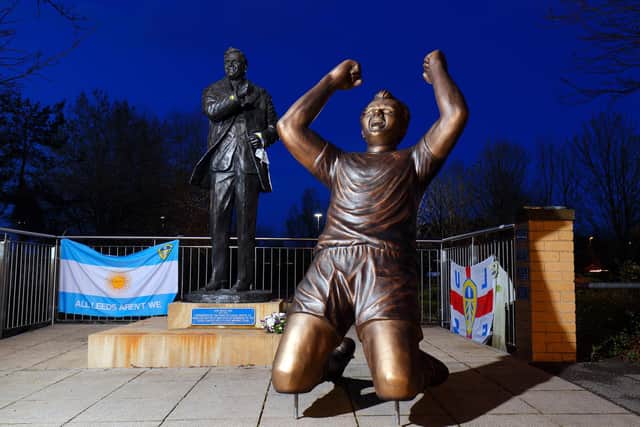 Leeds United fans will be given the unique opportunity to win a life size statue of club legend Billy Bremner in a new charity raffle.