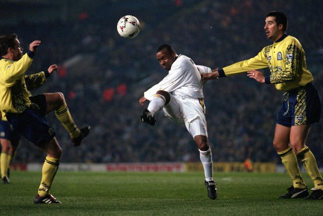 Rod Wallace is determined to win the ball from Graeme Le Saux (left) and Ian Pearce.