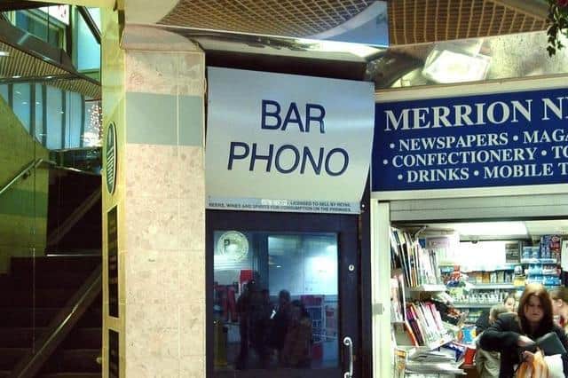 Le Phonographique, known as The Phono, was a basement club in the Merrion Centre.